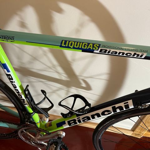 Bianchi liquigas Nirone str L