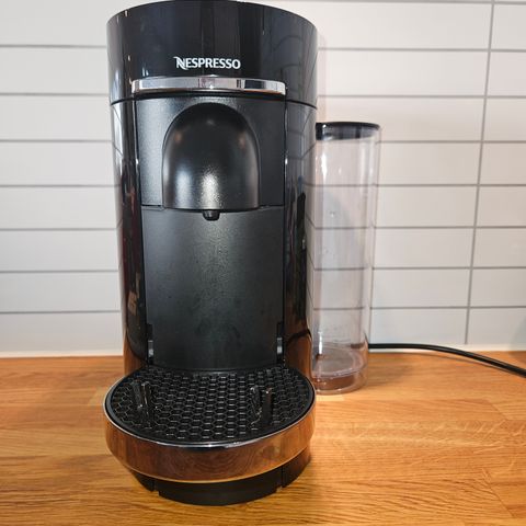 Nespresso Vertuo Plus Deluxe Flat Top