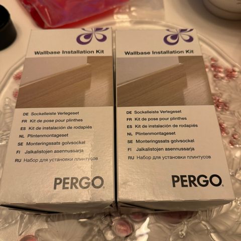 Pergo Wallbase Installation Kit (leggesett for lister)