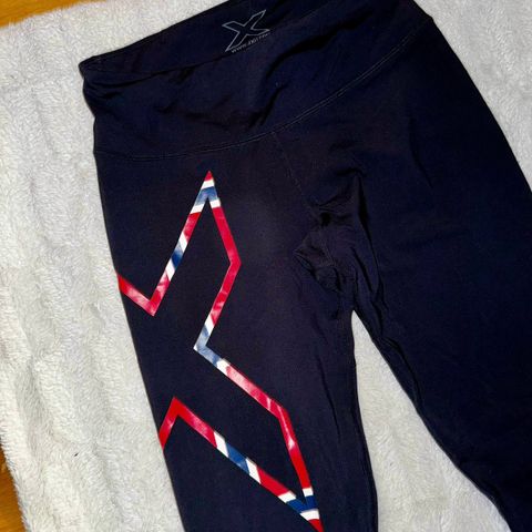 2XU trening tights; Limited Edition utgave