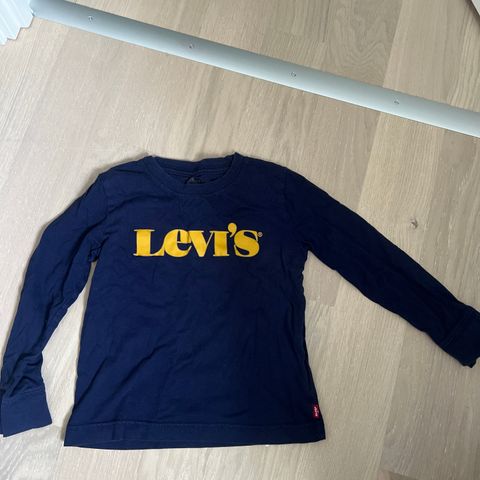 Levis genser str 104