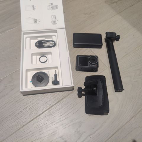 Dji Osmo Action 3. Adventure Combo med utstyr