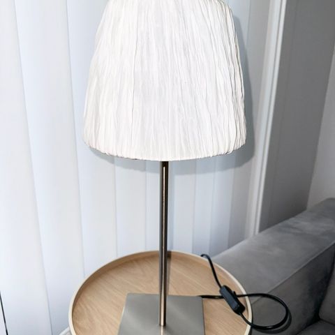 Lampe/ bordlampe fra IKEA