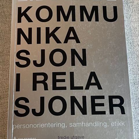 Kommunikasjon i relasjoner - Eide & Eide