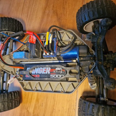 Traxxas slash 4x4 vxl