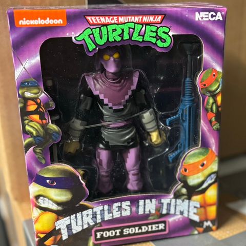 T.M.N.T NECA Turtles in time. Foot Soldier