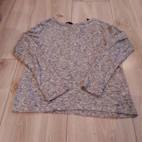 Fin topp fra Amisu i 80% viscose, str. Xs