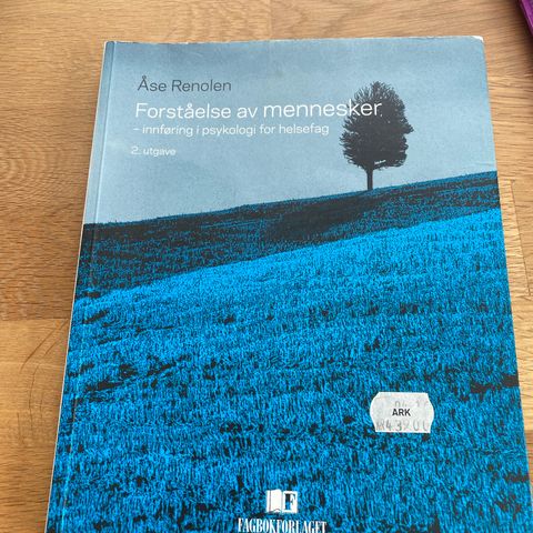 Forståelse av mennesker- innføring i psykologi for helsefag