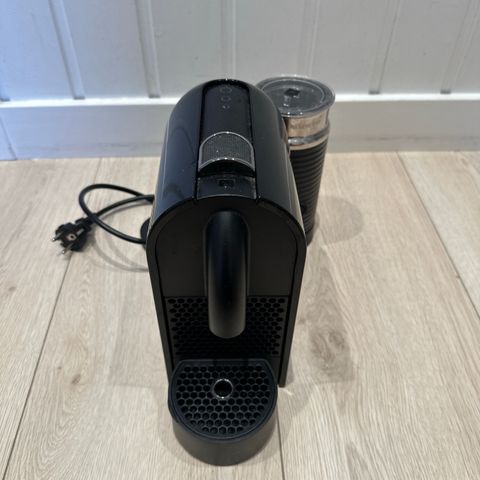 Nespresso UMilk - God stand - Lett tilgjengelig i Oslo - Trenger vannbeholder