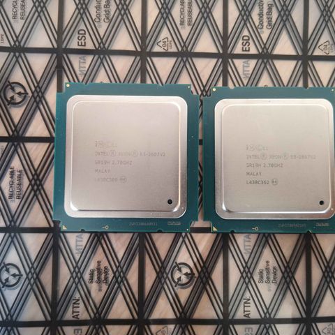 Intel Xeon E5 2697 v2 12c/24t 2st