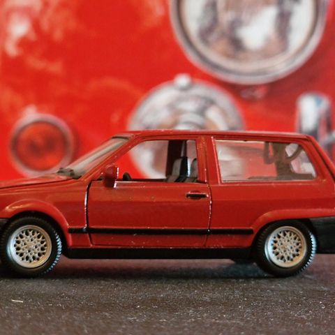 Volkswagen Polo 1:43