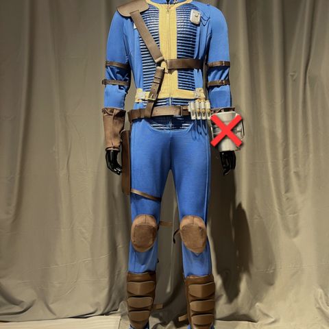 Fallout Vault 33 suit