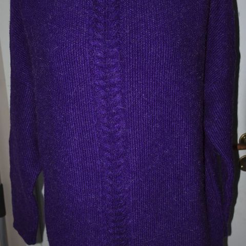 Dame genser, 50%mohair, 50% ull merke Rekson Lengde-69cm, Brystomkrets-112cm