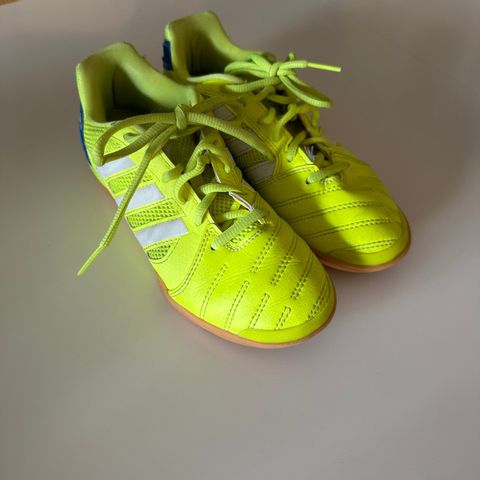 Adidas Scala hallsko, str 35 1/2