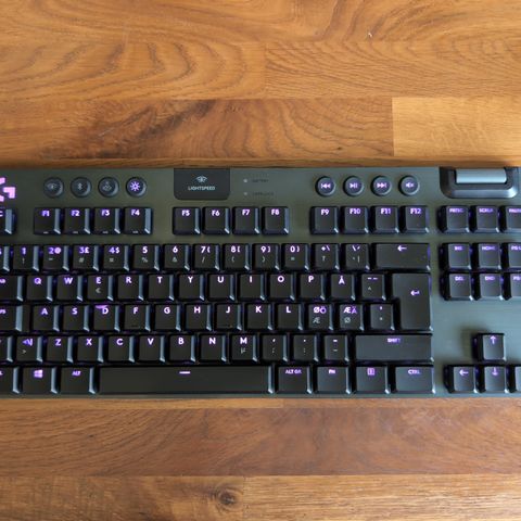 Logitech G915 LIGHTSPEED TKL tactile trådløs tastatur