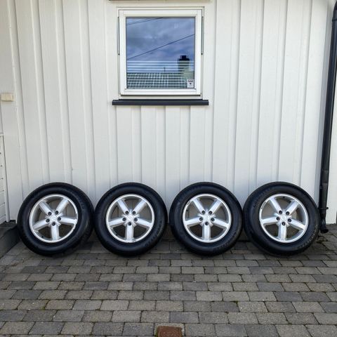 17 " Goodyear Sommerdekk/felger - 235 / 65 R 17