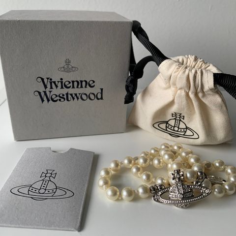 Vivienne Westwood Pearl Necklace ONE SIZE