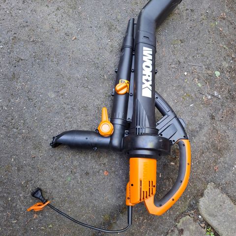 Worx 220V løvblåser selges