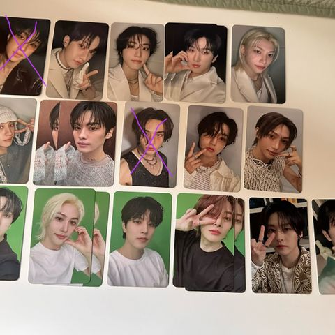 Wtt Stray kids ate photocards