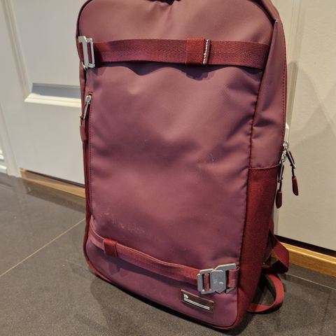 DB Essential Backpack 17L