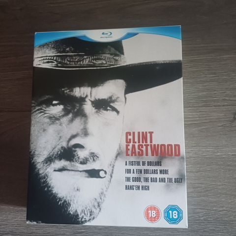 Clint Eastwood western x 4 på dvd  100,- samlet i box