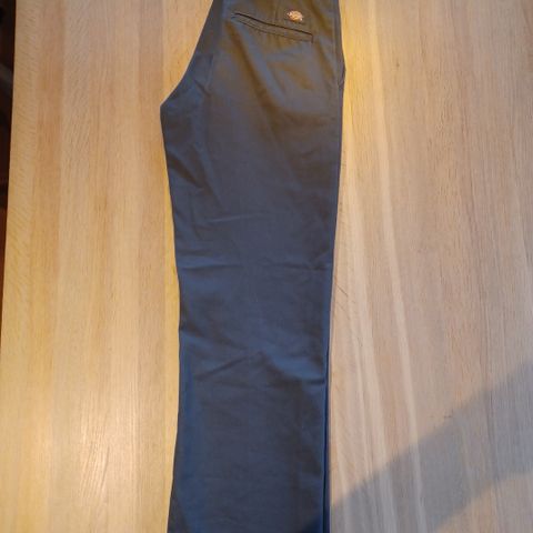 Dickies bukse. Str W30/L32