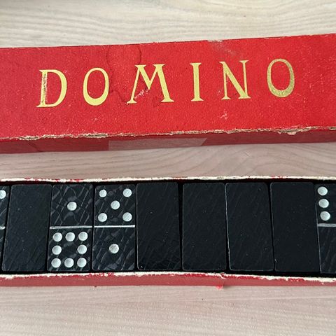 Flott gammelt Domino