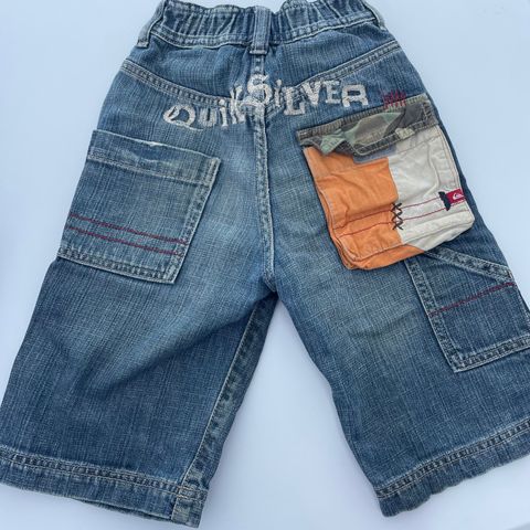 2 jeans og en kul shorts fra Quiksilver