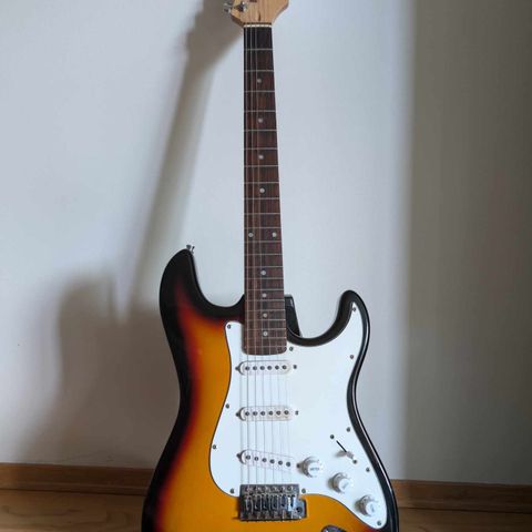 Sakura Stratocaster El-gitar