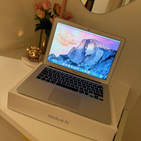 MacBook Air 13 inch - 2014 modell