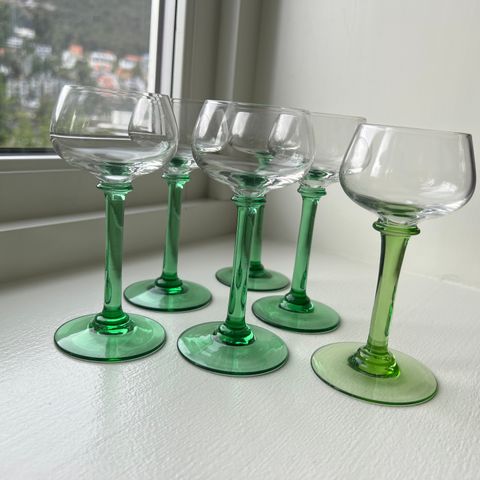 Fransk retro - Glass med grønn stett.