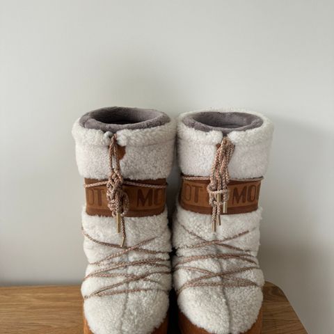 Moon Boot Icon Shearling