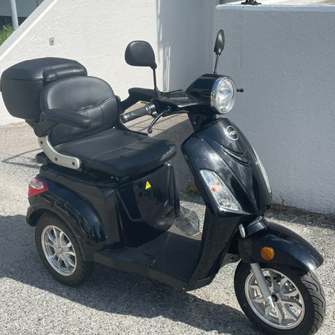 VGA Tres elscooter 2020 modell