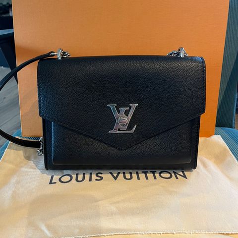 Louis Vuitton Mylockme Chain bag