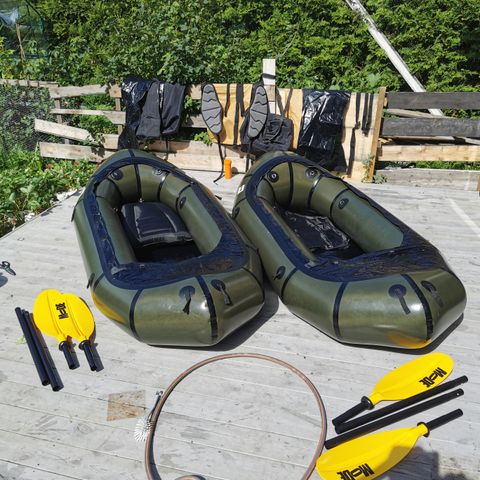 2 stk packraft Mode rock solid 250 cm med årer brukt 1 gang