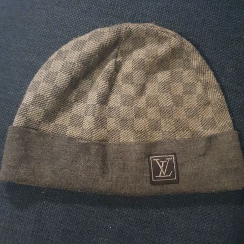 LOUIS VUITTON NEO PETIT DAMIER BEANIE