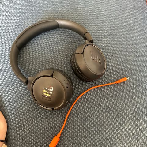 JBL Tune 520 BT, sammenleggbare trådløse hodetelefoner