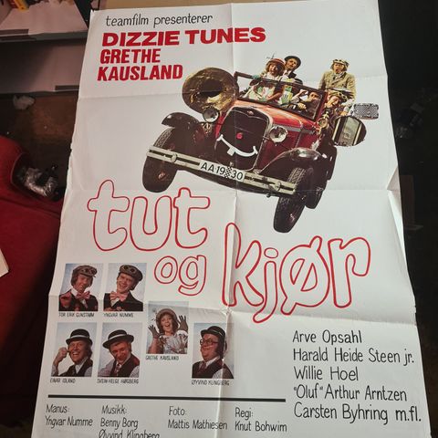 Plakat Dizze Tunes filmen Tut og Kjør