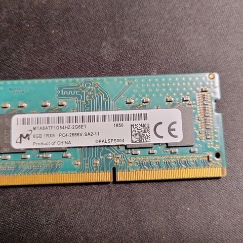 1x 8GB DDR4 So-Dimm pc4-2666