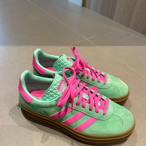 Adidas Gazelle bold str 40