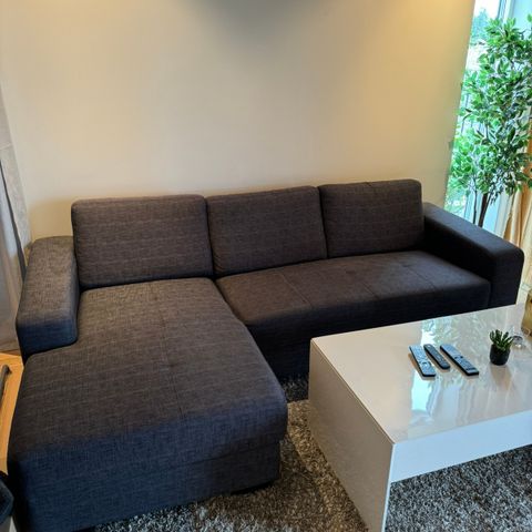 Pen sofa med sjeselong