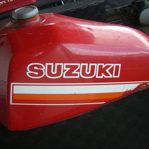 Suzuki ER bensintank