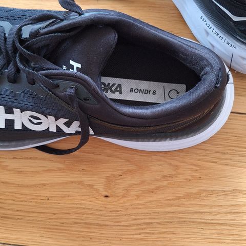 Hoka Bondi 8 Herre str 42