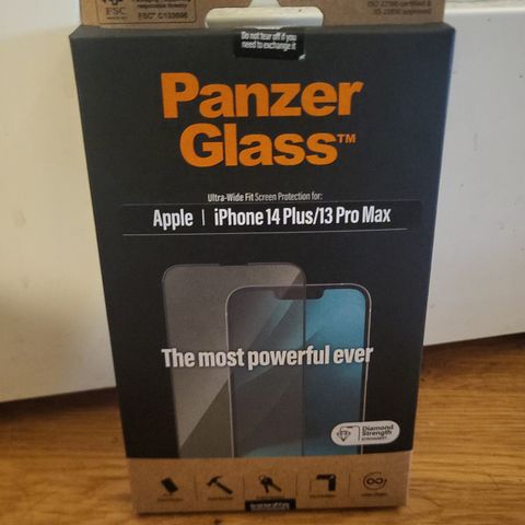 Uåpnet Panzer glass skjermbeskyttelse  iPhone 14 plus/13 Pro max