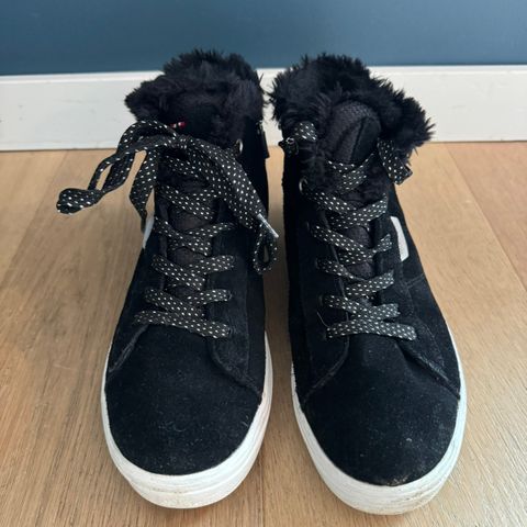 Viking Anna Mid warm vintersko / sneakers