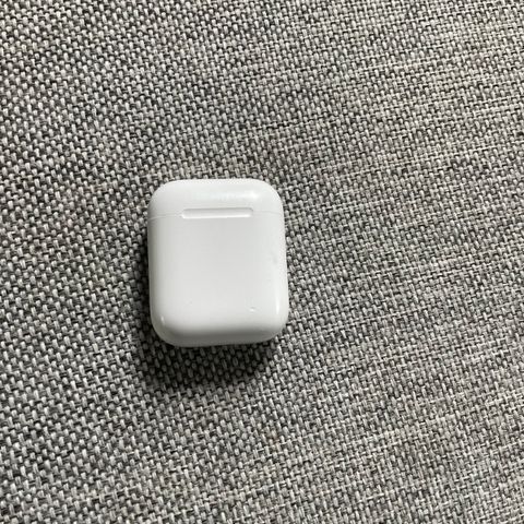 AirPods