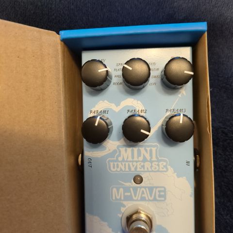 M-VAVE - Mini Universe. Reverb / Shimmer effect pedal.