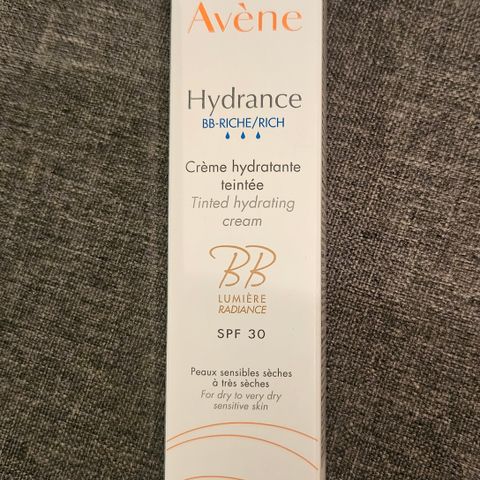 Avene Hydrance rich teintee med SPF 30 - NY