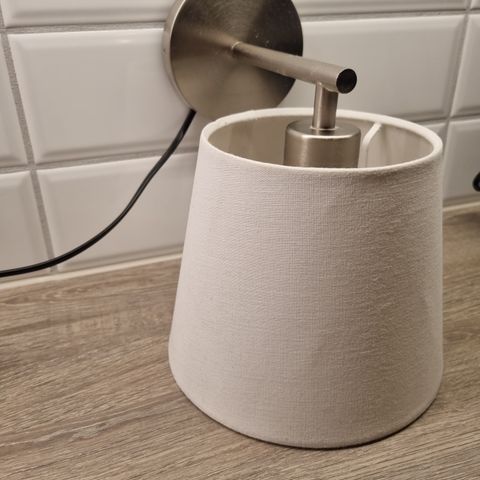 Vegglampe - Skaftet fra IKEA