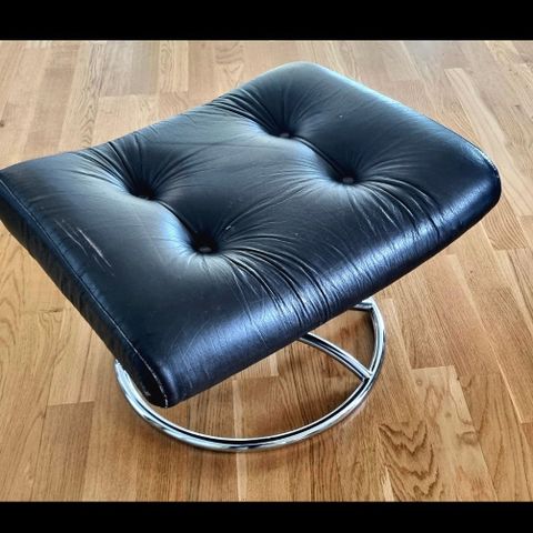 Ekornes original fotskammel